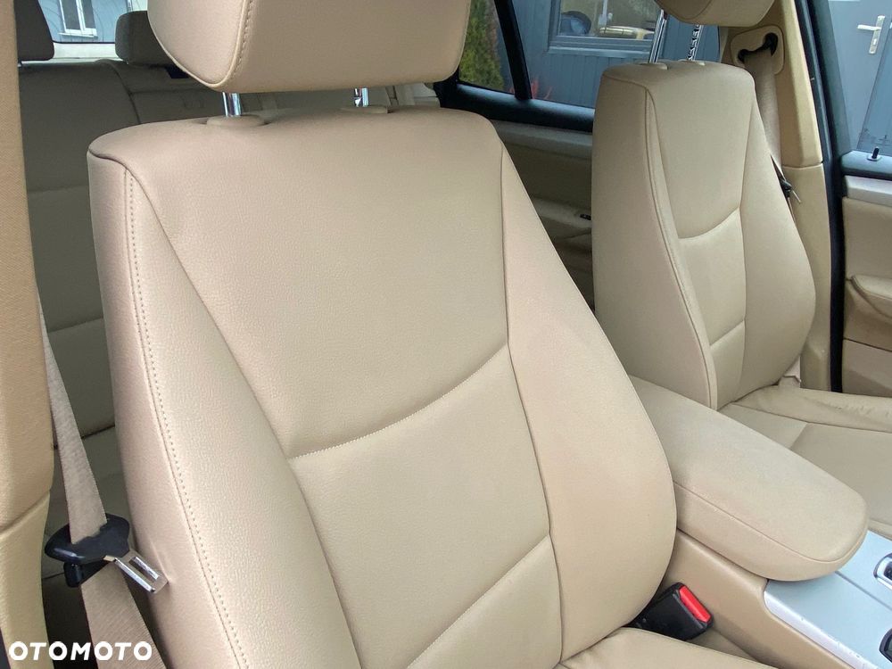BMW X3 xDrive20i xLine - 25