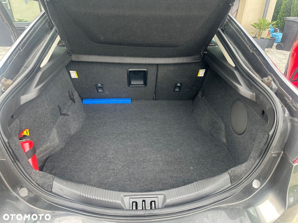 Ford Mondeo 1.5 EcoBoost Gold X (Trend) - 23