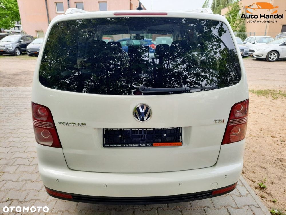 Volkswagen Touran 1.4 TSI Highline - 11