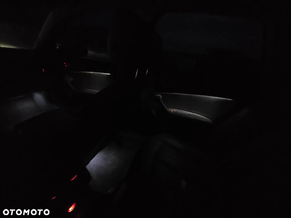 Audi A6 Avant 2.0 TDI DPF - 17