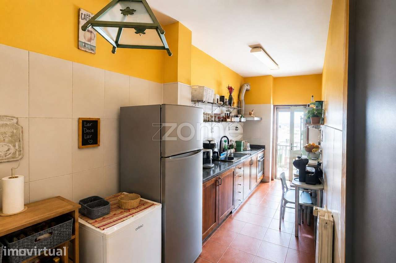 Apartamento t1+ 2 à venda na Rua do Padre José Pacheco do Monte - Grande imagem: 2/12