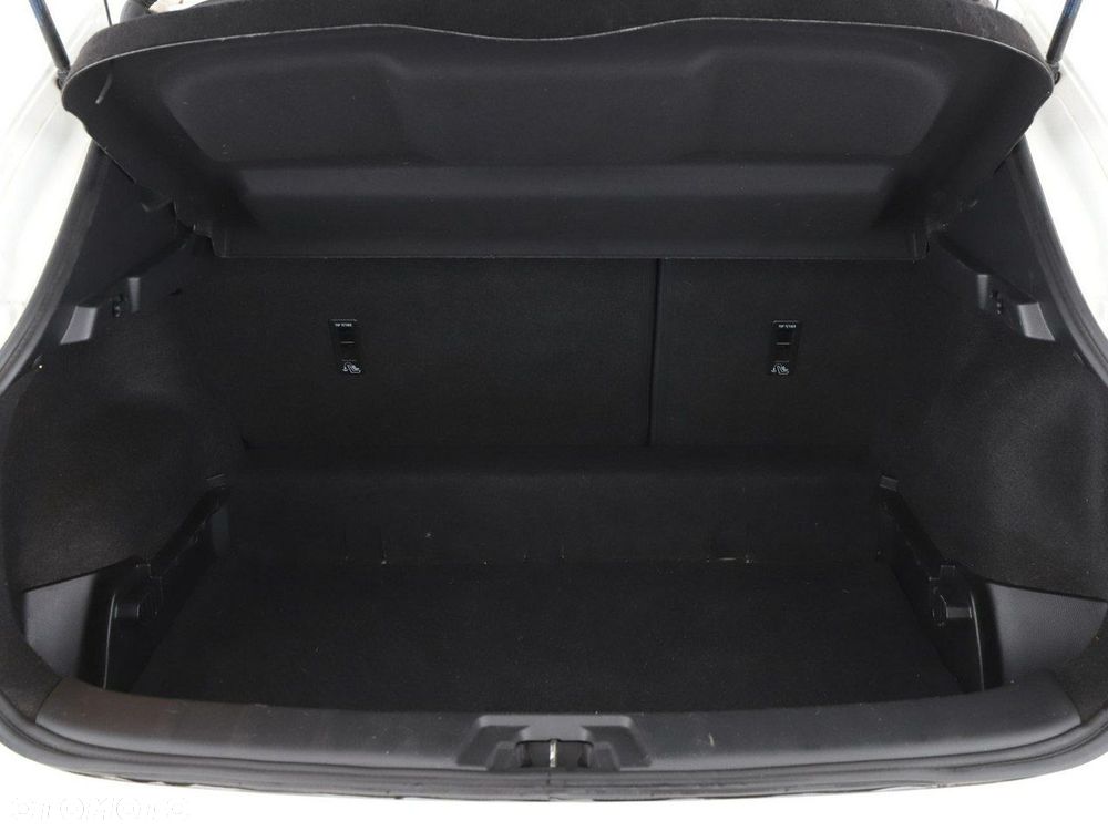 Nissan Qashqai 1.5 dCi DCT N-CONNECTA - 19