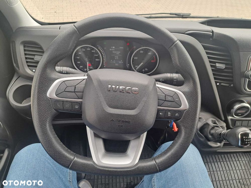 Iveco Daily | 3.0  180 KM | Mobilny serwis opon | - 8