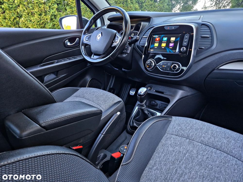Renault Captur - 19