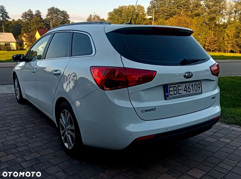 Kia Ceed 1.4 CRDi 90 SW Vision - 5