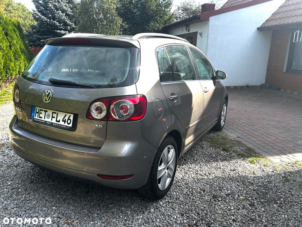 Volkswagen Golf Plus - 9