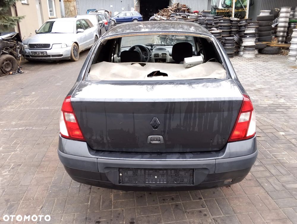 Renault Thalia (01-03r.) 1.5 DCI 65KM. Silnik K9K 700 Skrzynia JB3976 lakier TE866. Cały na części. GWARANCJA !!!  Przód Tył Zestaw Komplet Drzwi Klapa Zderzak Błotnik Maska Grill Atrapa Szyba Pas Lampa Lusterko Boczki Fotel Kanapa Kokpit Deska Rozdzielcza Przełącznik Włącznik Sterownik Przewody Wiązka Instalacja Moduł Komputer Czujnik Listwa Pompa Alternator Wtryski Głowica Rozrusznik Kompresor Sprzęgło Dwumas Silnik Skrzynia ABS Klimatyzacji Paliwa Wspomagania Kolektor Turbina Przepustnica Zawór Chłodnica Koło Hak Belka Sanki Zawieszenie Mcpherson Półoś Amortyzator Wydech Tłumik Zacisk Most - 5
