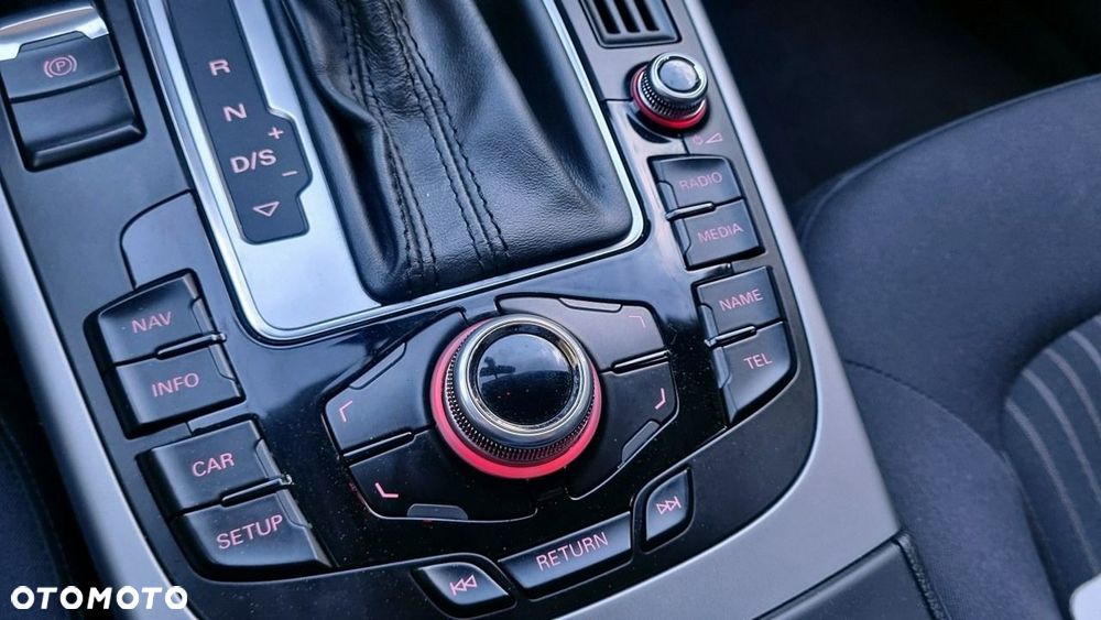 Audi A4 Avant - 16