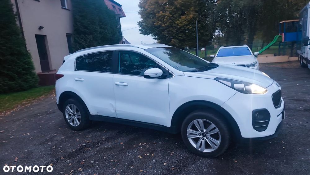 Kia Sportage 1.6 GDI 2WD ISG Attract - 30