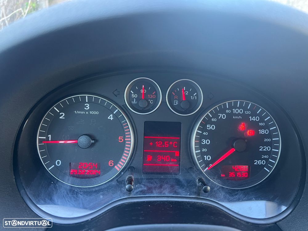 Audi A3 Sportback 1.9 TDIe DPF - 5