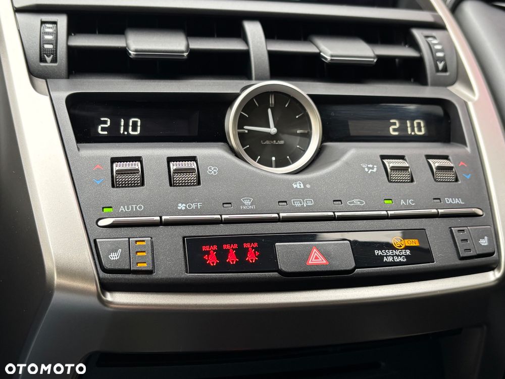 Lexus NX 300h Elegance Optimum AWD - 18