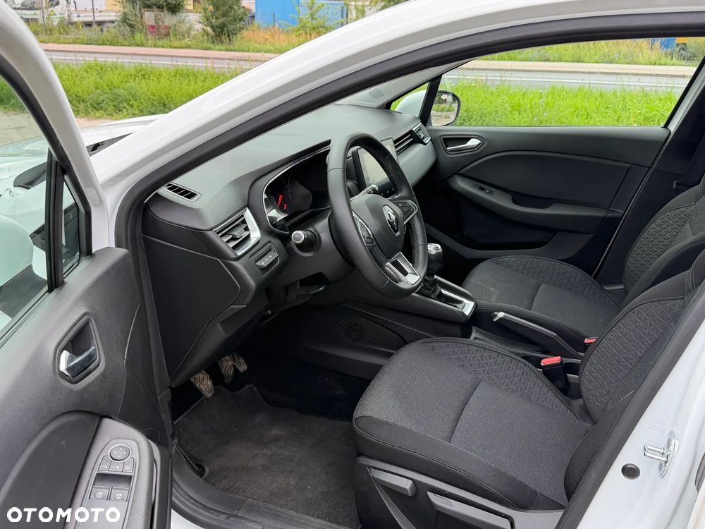 Renault Clio BLUE dCi 85 BUSINESS EDITION - 8