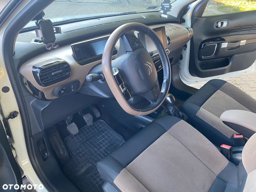 Citroën C4 Cactus - 27