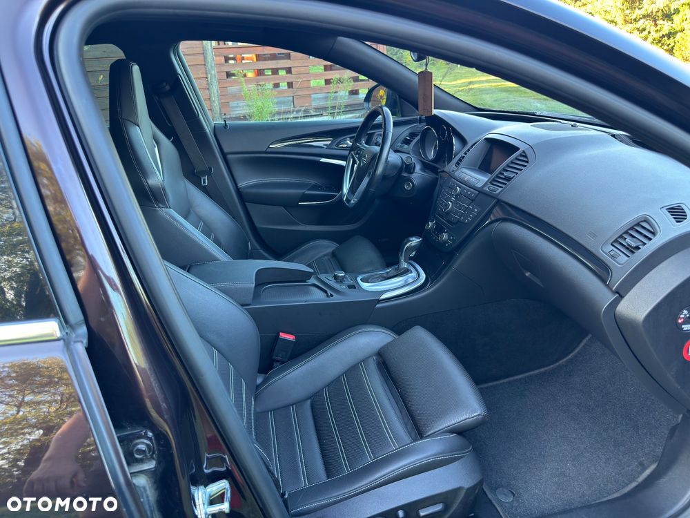 Opel Insignia - 10
