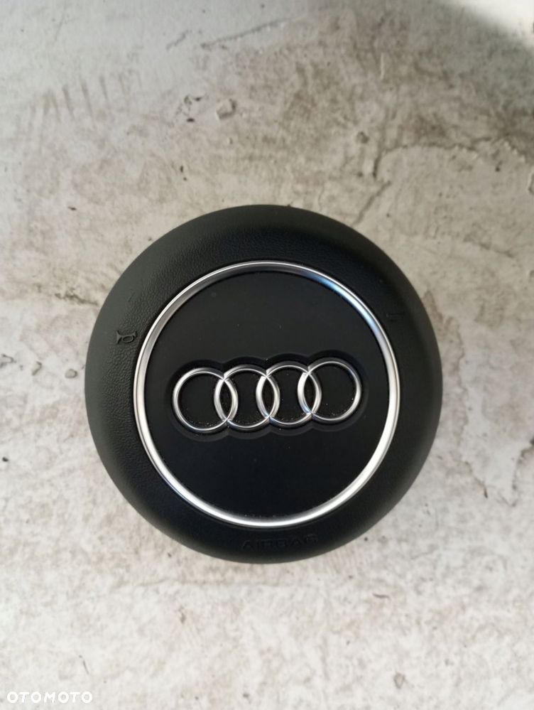Konsola pulpit deska AUDI Q2 81A - 8