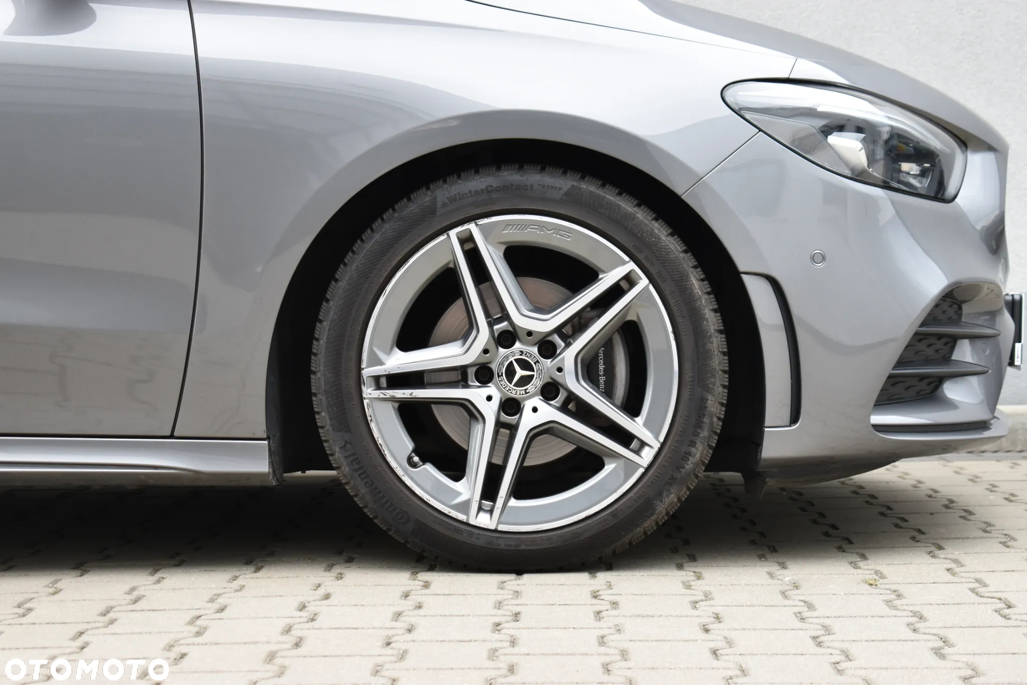 Mercedes-Benz Klasa B 200 4Matic 8G-DCT AMG Line - 11