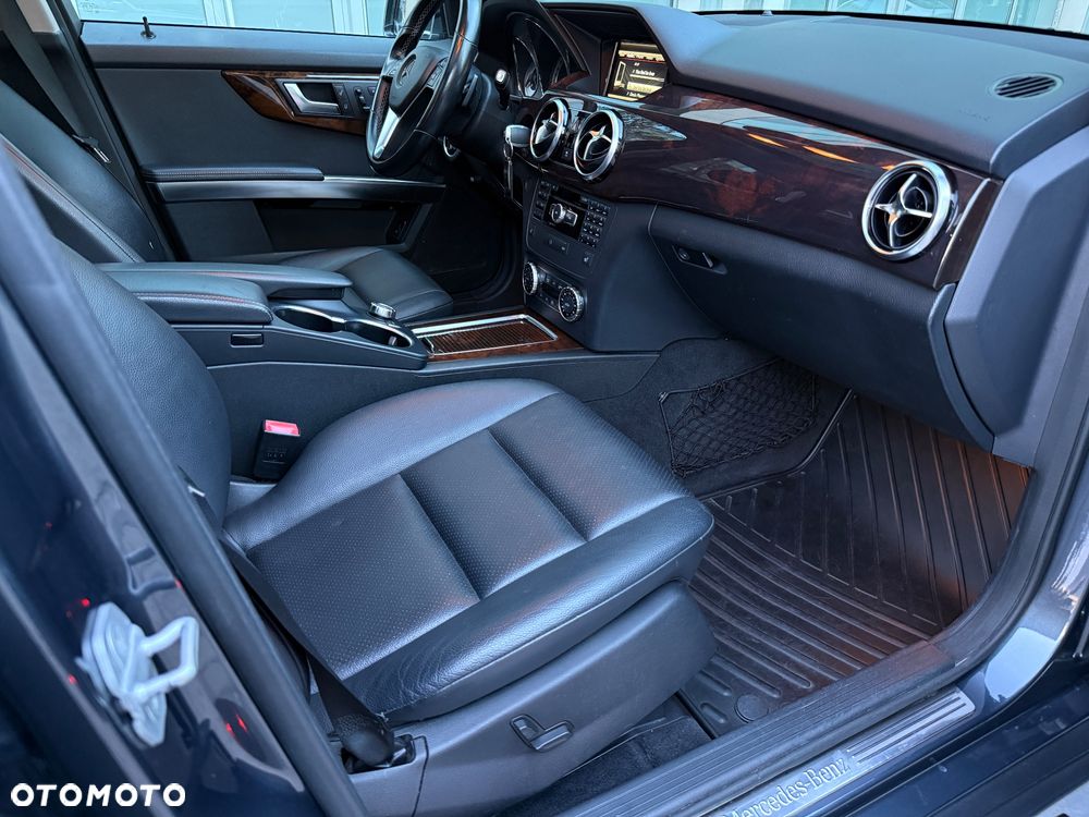 Mercedes-Benz GLK 350 4Matic (BlueEFFICIENCY) 7G-TRONIC - 19