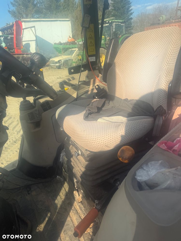 John Deere 3045R - 8