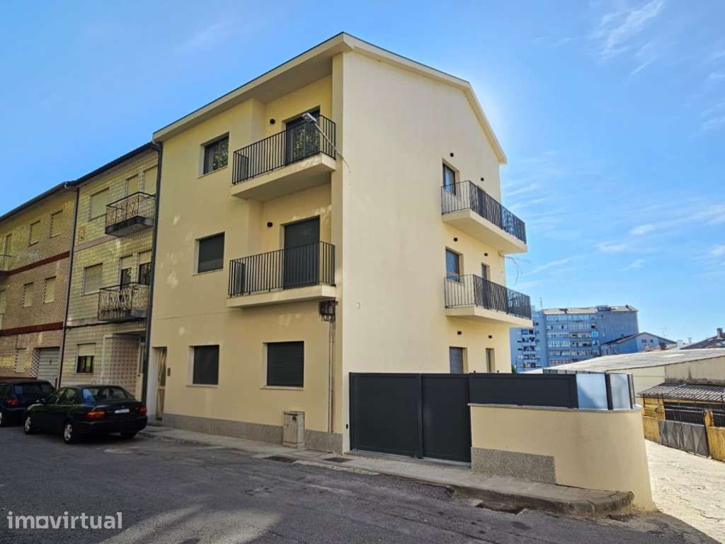 Apartamento T3 Totalmente Renovado - Centro de Braga