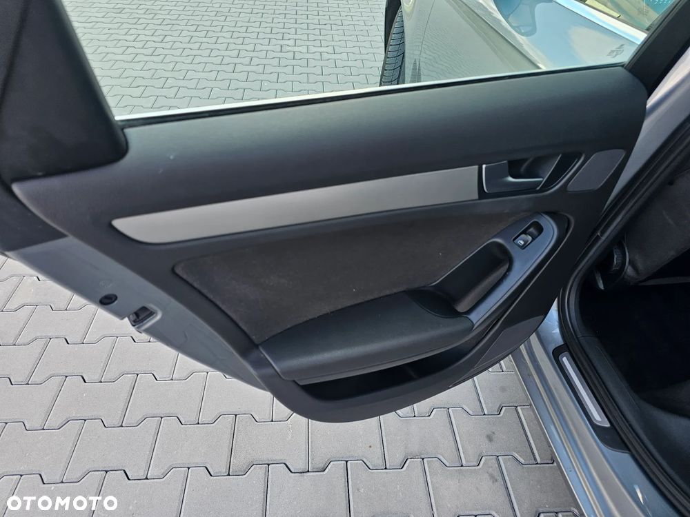 Audi A4 Limousine 2.0 TDI DPF Ambition - 17