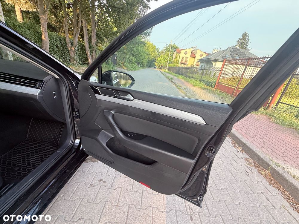 Volkswagen Passat 1.5 TSI EVO Business DSG - 29