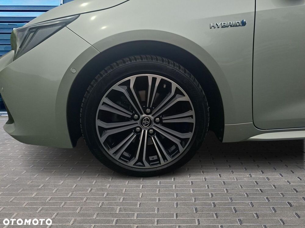 Toyota Corolla 2.0 Hybrid Comfort - 28