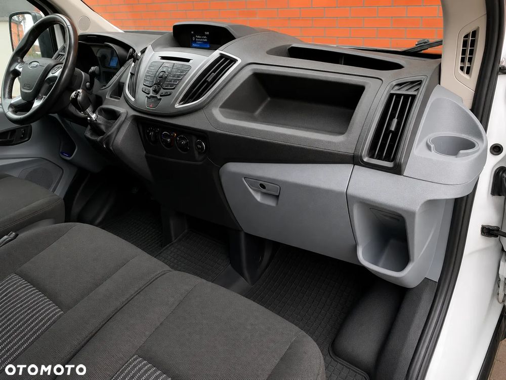 Ford Transit - 2