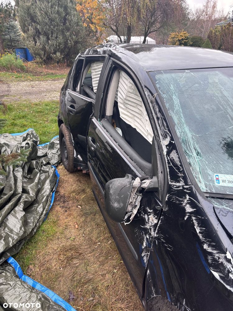 Volkswagen Golf V 1.9 TDI Trendline - 7