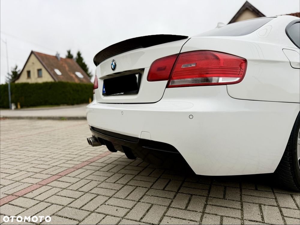 BMW Seria 3 320i - 16