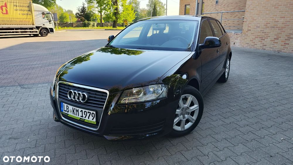 Audi A3 Sportback 1.6 Attraction - 1