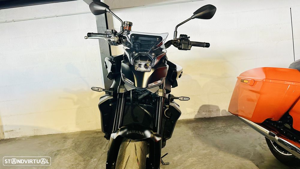 Yamaha MT-09 Y-AMT - 19