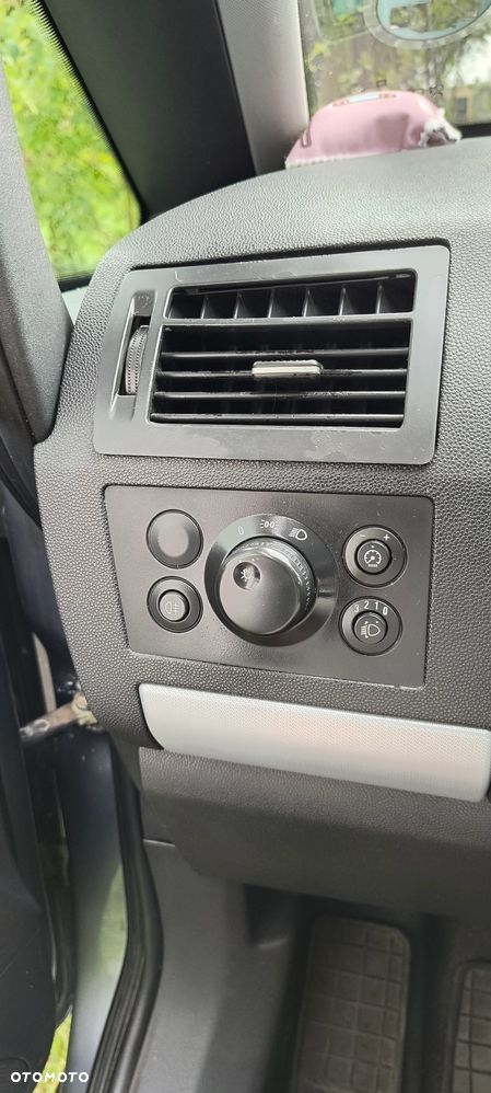 Opel Zafira 1.8 Cosmo - 25