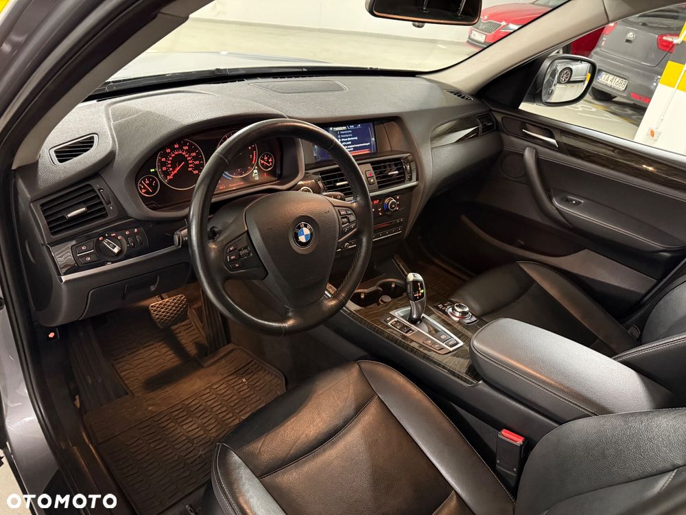BMW X3 xDrive28i - 8