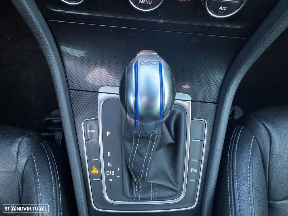 VW Golf 1.4 GTE Plug-In-Hybrid DSG - 21