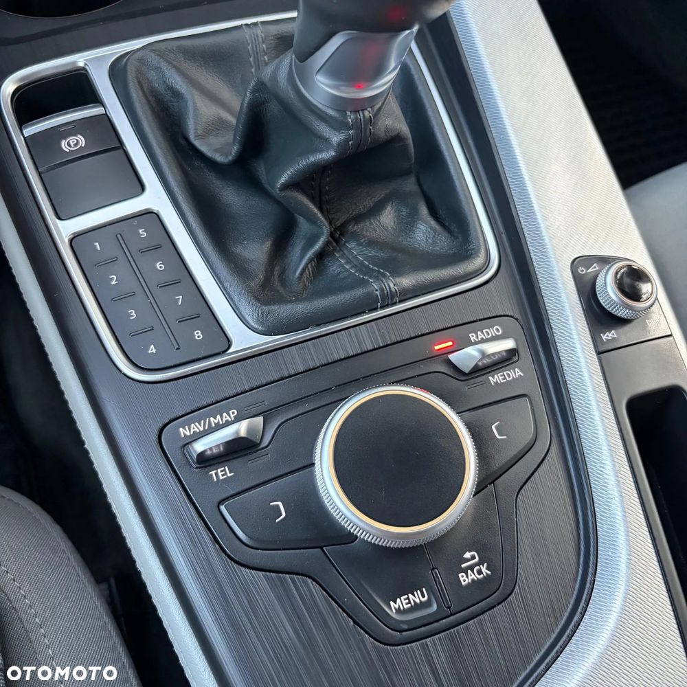 Audi A4 Avant 2.0 TDI sport - 22