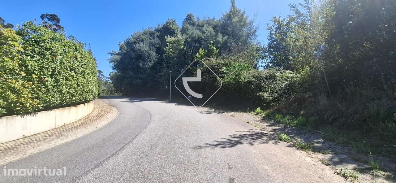 Lote de terreno com 1.533m2 - Campo de Golfe - Ponte de Lima - Grande imagem: 4/19