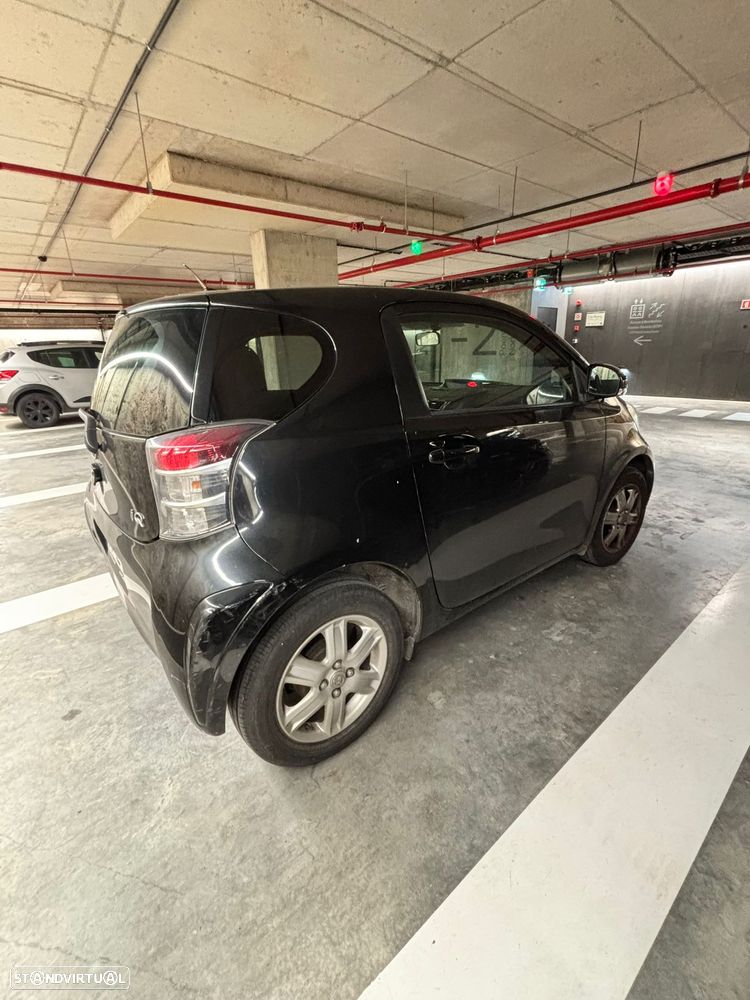 Toyota iQ 1.33 VVT-i - 4
