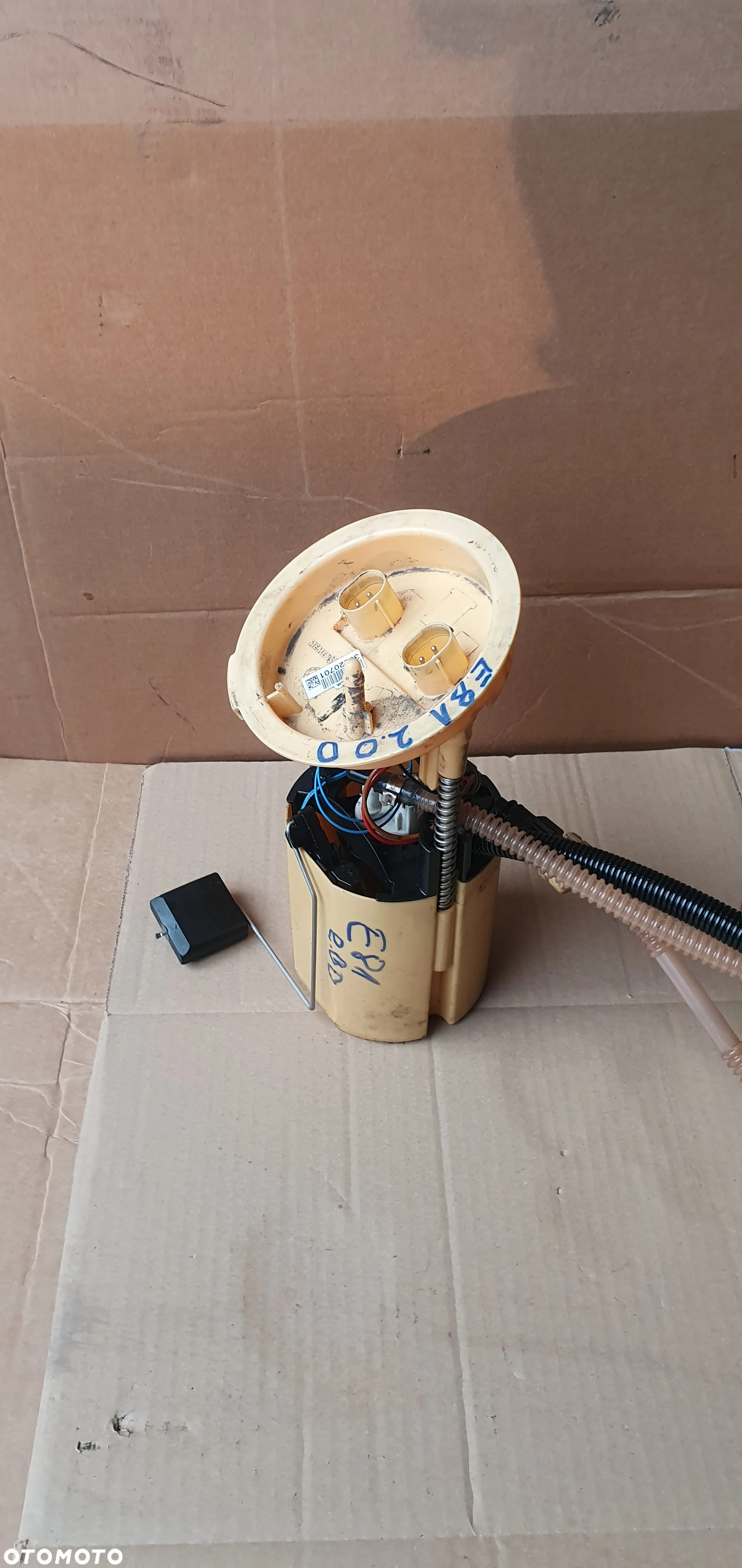 Pływak pompka paliwa czujnik poziomu paliwa BMW I E81 E87 2.0D 7190944 7190943 - 2