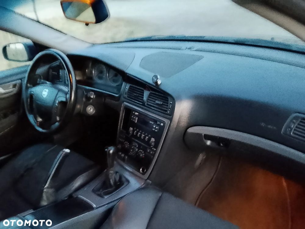 Volvo V70 D5 AWD Premium - 15