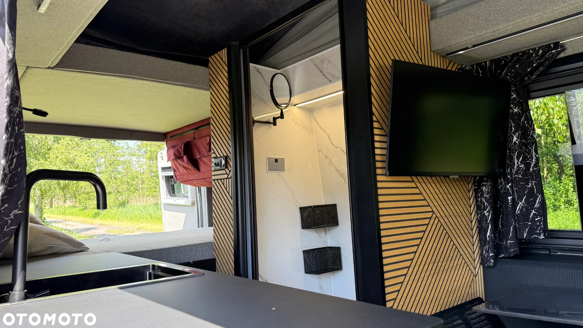 Mercedes-Benz 319 4x4 Automat - 24