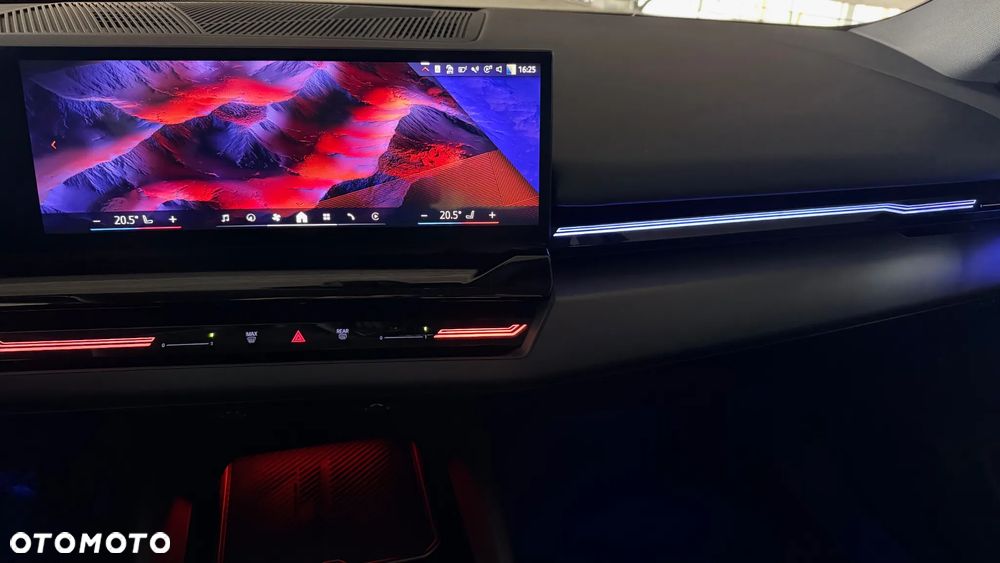 BMW Seria 5 520d xDrive - 31