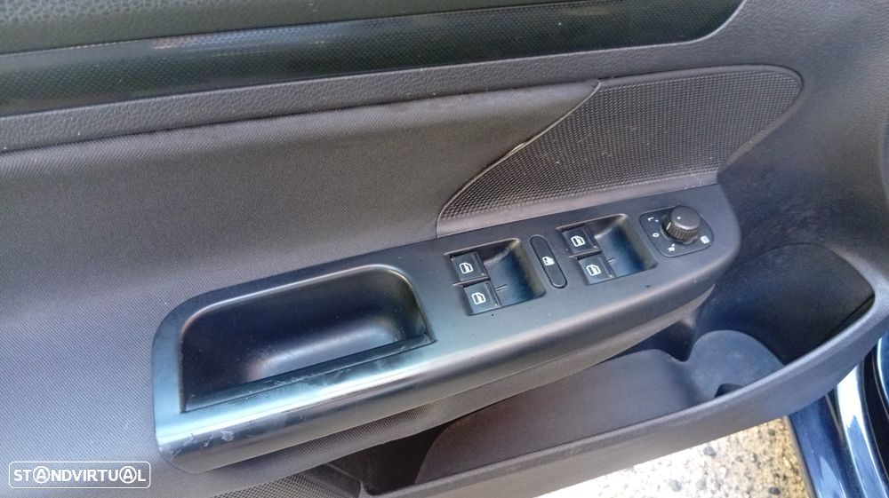 VW Golf Variant 1.6 TDi Highline - 13