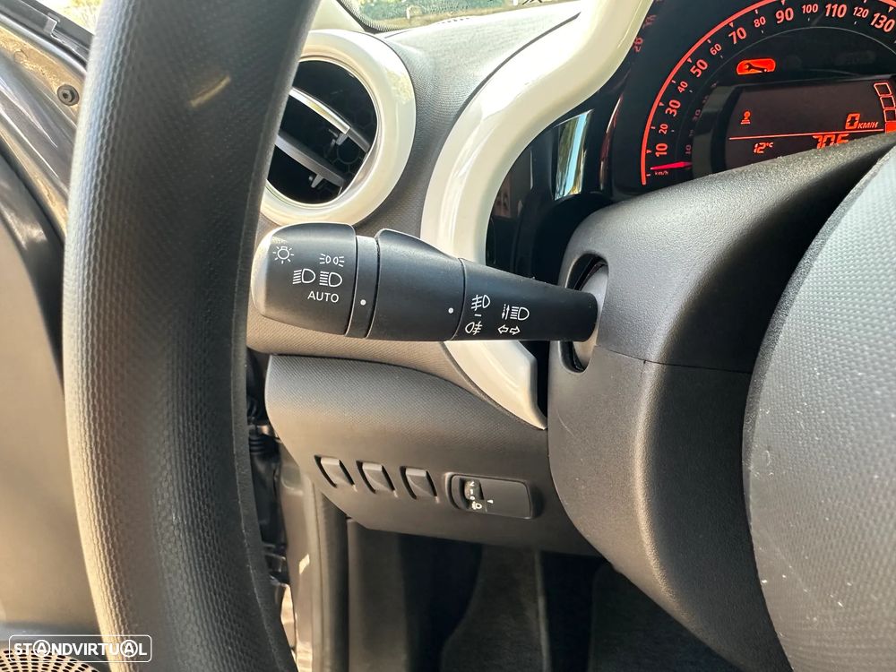 Renault Twingo 1.0 SCe Intens - 31