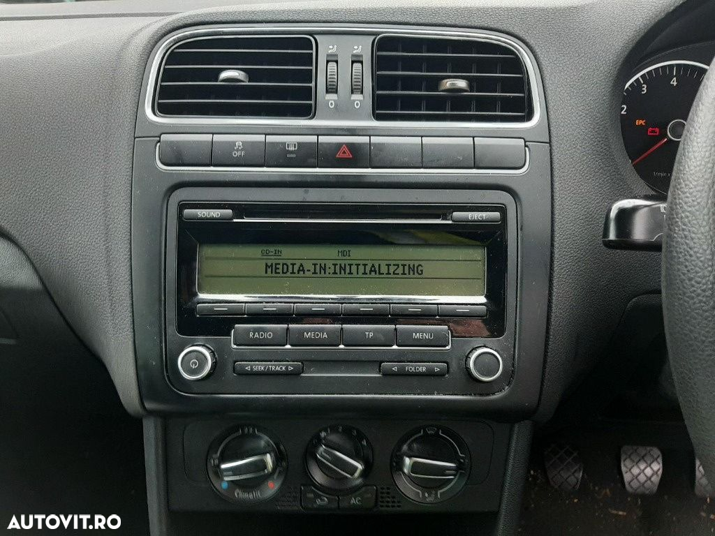 Cutie viteze manuala Volkswagen Polo 6R 2011 Hatchback 1.2 i - 9