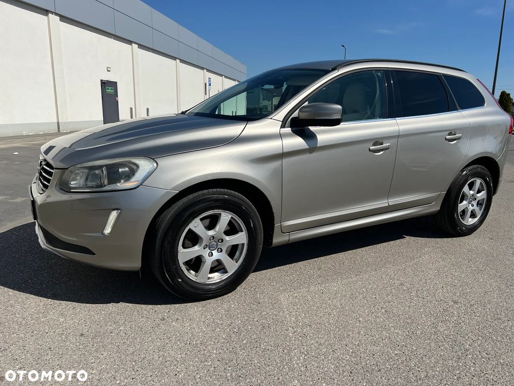 Volvo XC 60 D3 Geartronic Momentum - 11
