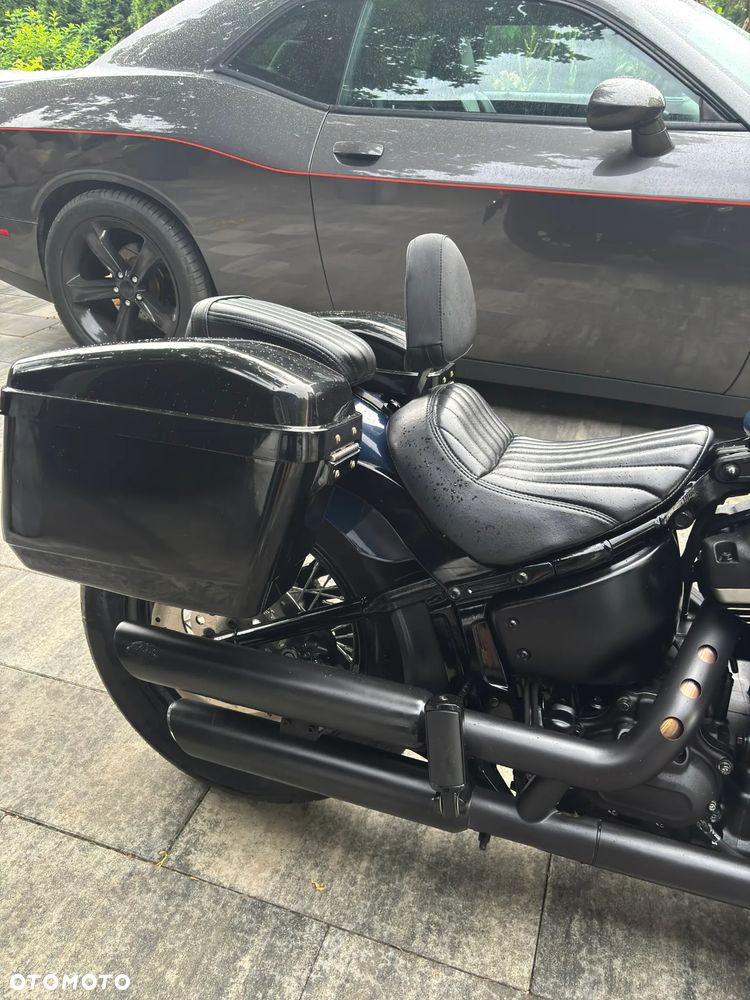 Harley-Davidson Softail Street Bob - 6