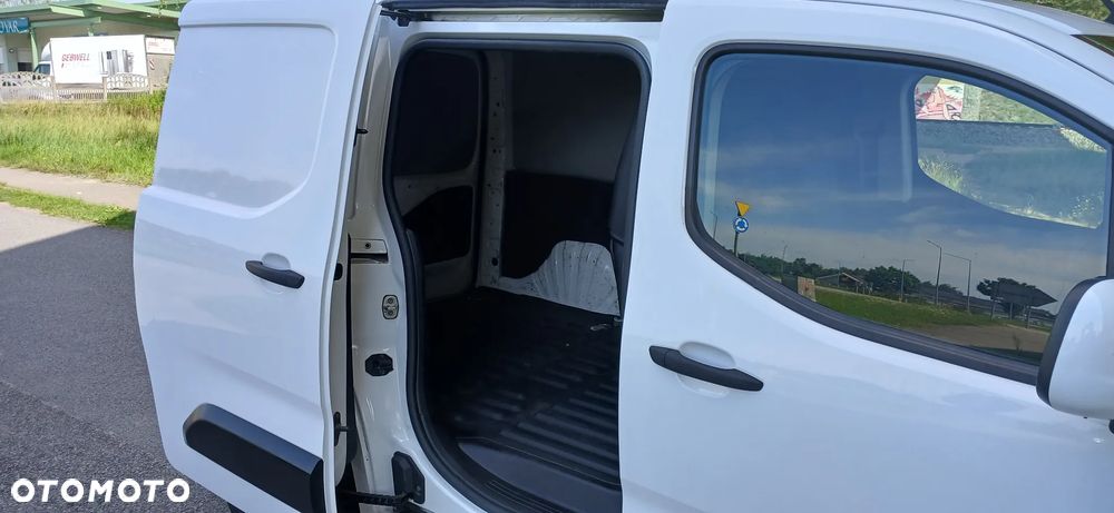Opel Combo - 8
