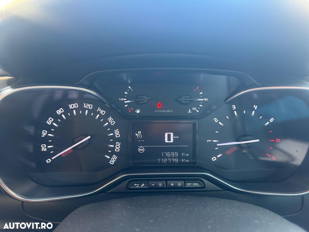 Citroën C3 Pure Tech 82 SHINE - 6