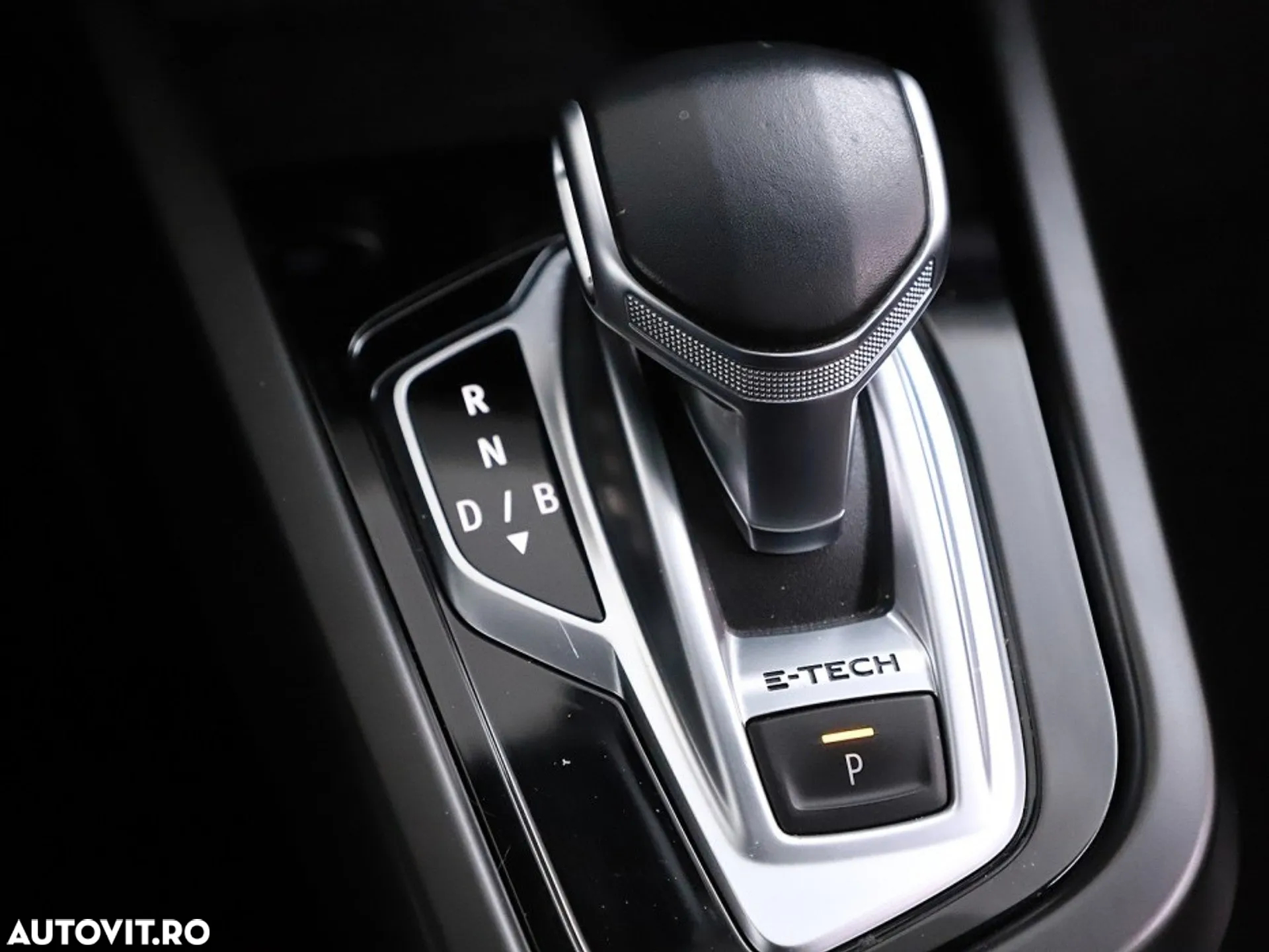 Renault Arkana E-TECH Hybrid Intens - 9