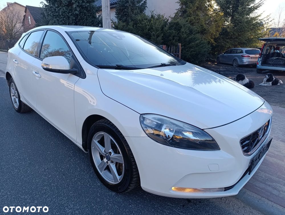 Volvo V40 D3 You - 31